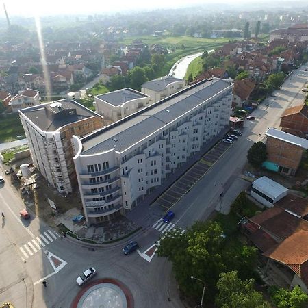Dobi Apartmani Wing Ягодина Екстериор снимка