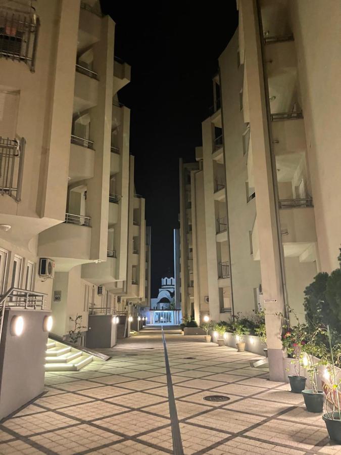 Dobi Apartmani Wing Ягодина Екстериор снимка