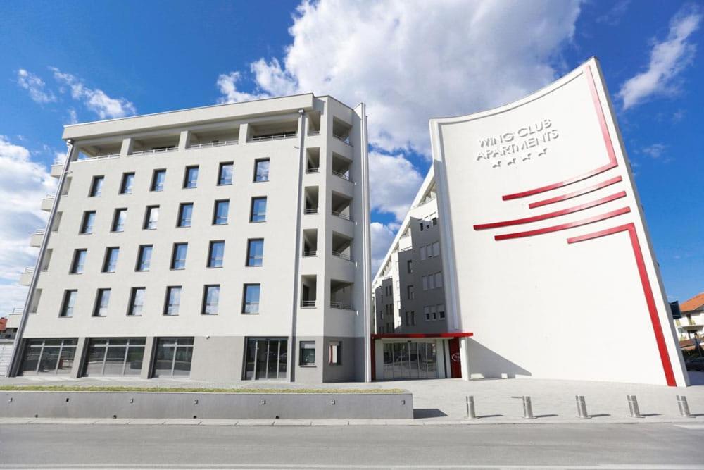 Dobi Apartmani Wing Ягодина Екстериор снимка